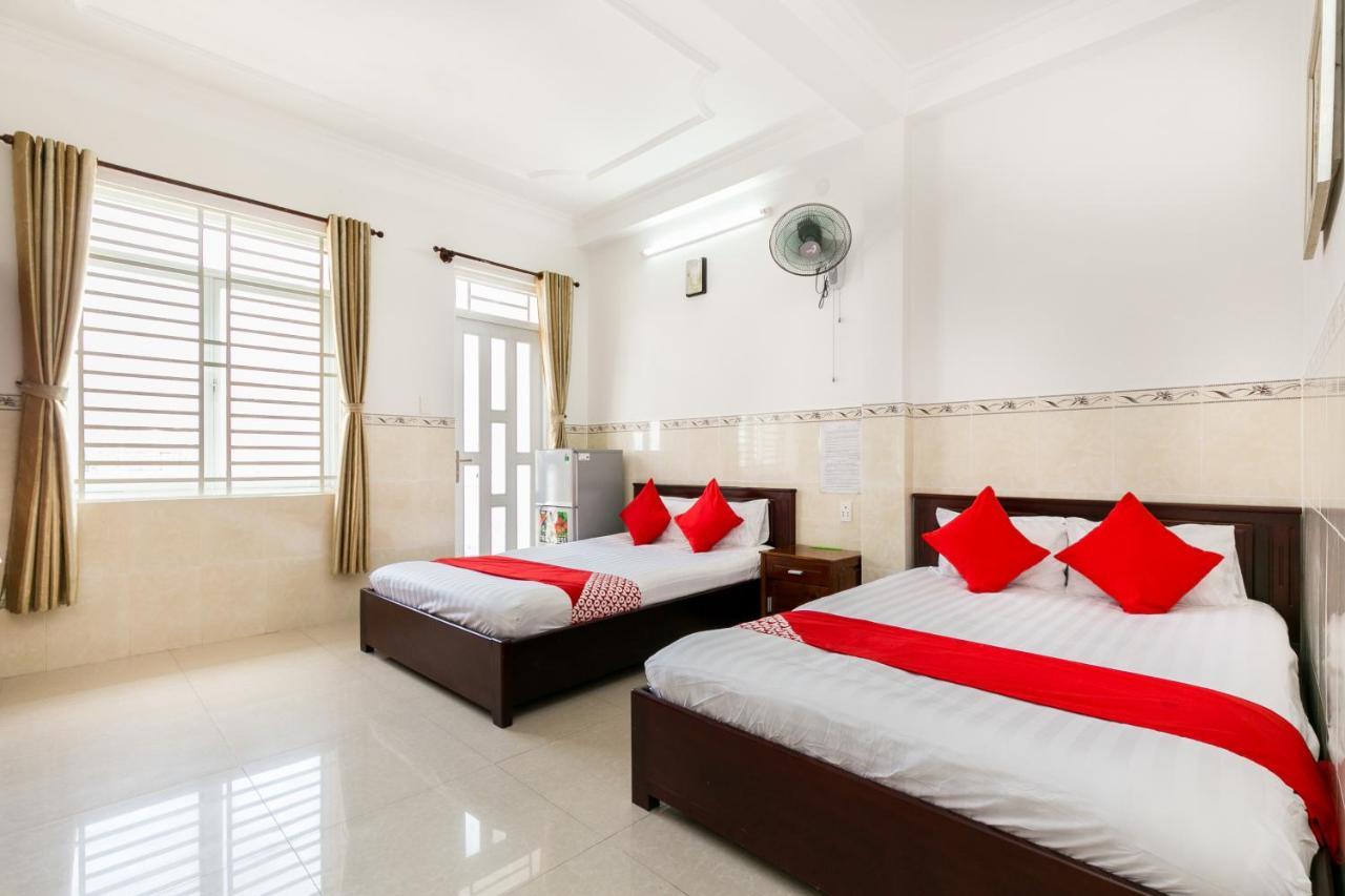Oyo 372 Vy Ha Hotel Ho Chi Minh-stad Buitenkant foto