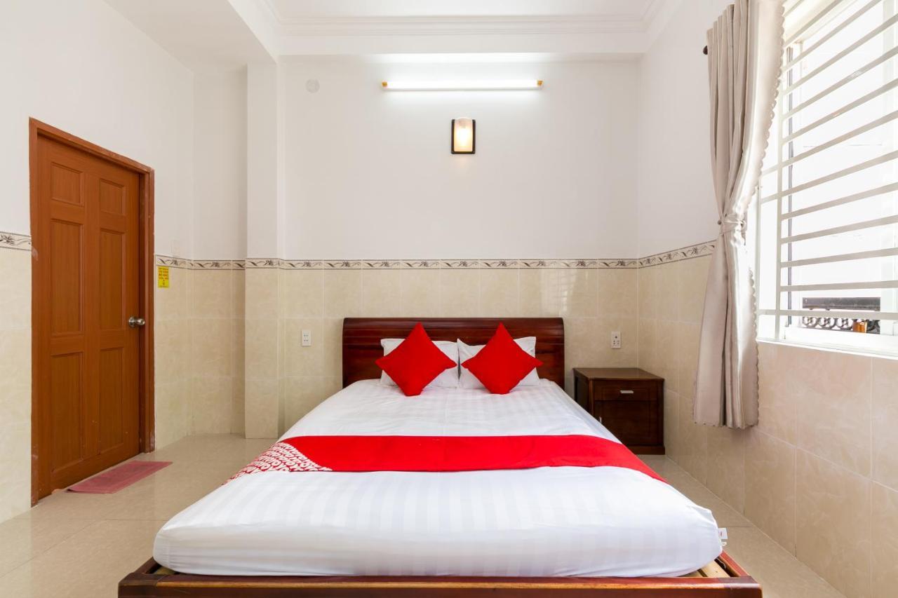 Oyo 372 Vy Ha Hotel Ho Chi Minh-stad Buitenkant foto