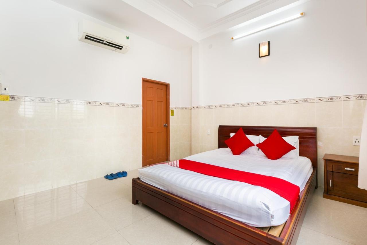 Oyo 372 Vy Ha Hotel Ho Chi Minh-stad Buitenkant foto