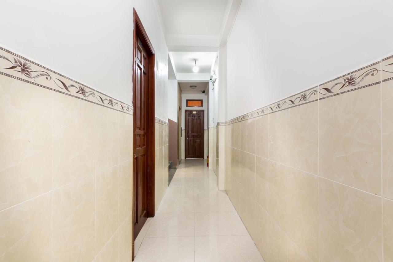 Oyo 372 Vy Ha Hotel Ho Chi Minh-stad Buitenkant foto